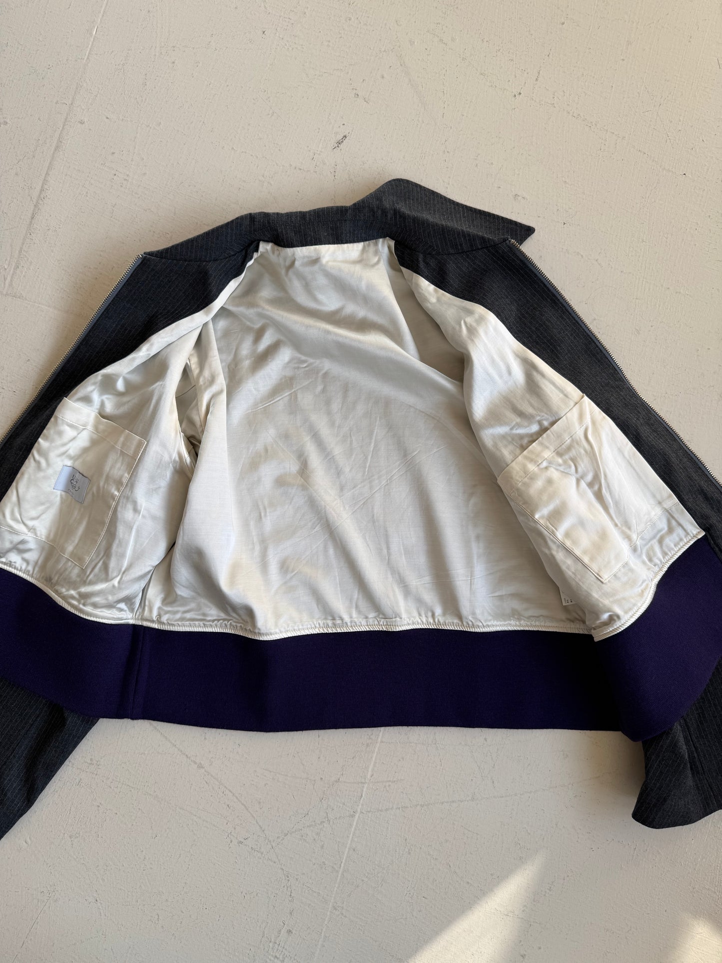 URU TOKYO AW22 Pinstripe Balloon Sleeve Zip-up Blouson